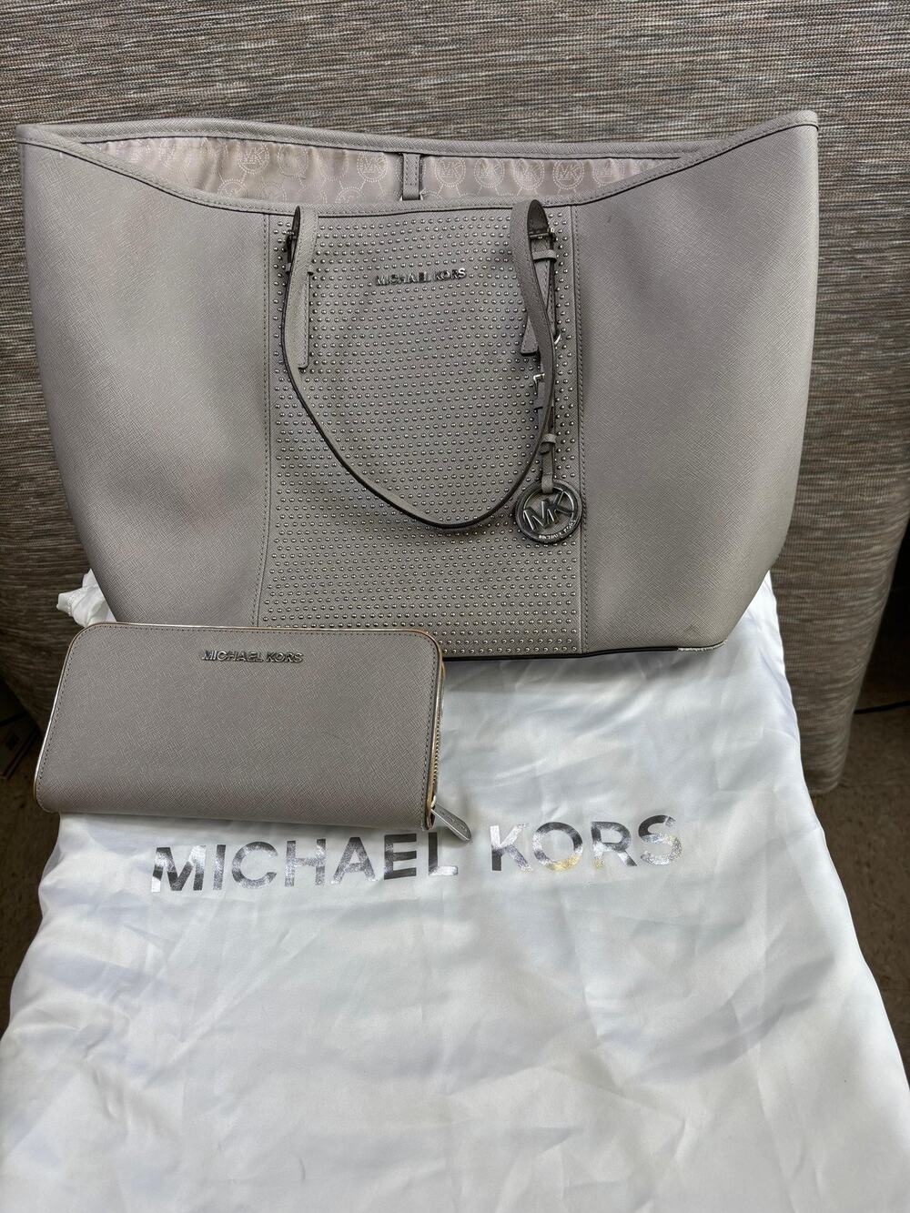 Michael Kors Tote Bag Womens Large Gray Leather Studded Shoulder Purse Wallet